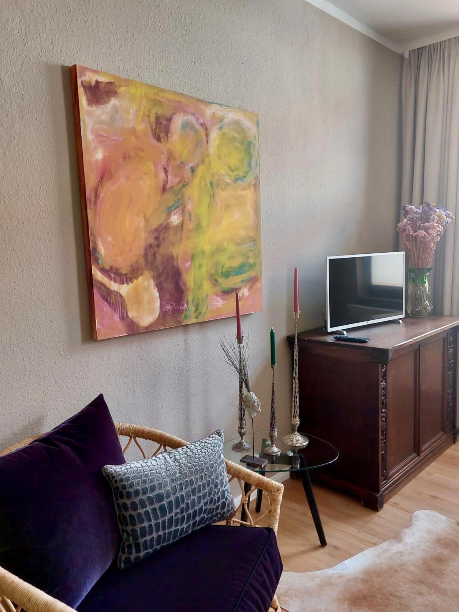 נויברנדנבורג Fewo Mit 3 Sz, Direkte Innenstadtlage, Suedterrasse, Parkplatz Auf Dem Eigenem Privatgrundstueck, 2X E-Bike Und E-Autoladesaeule Inklusive, Konzertkirche, Schauspielhaus, Fh, Jahnsportforum Sowie Der Tollensesee Sind Fusslaeufig In Ein Paar Minuten E מראה חיצוני תמונה